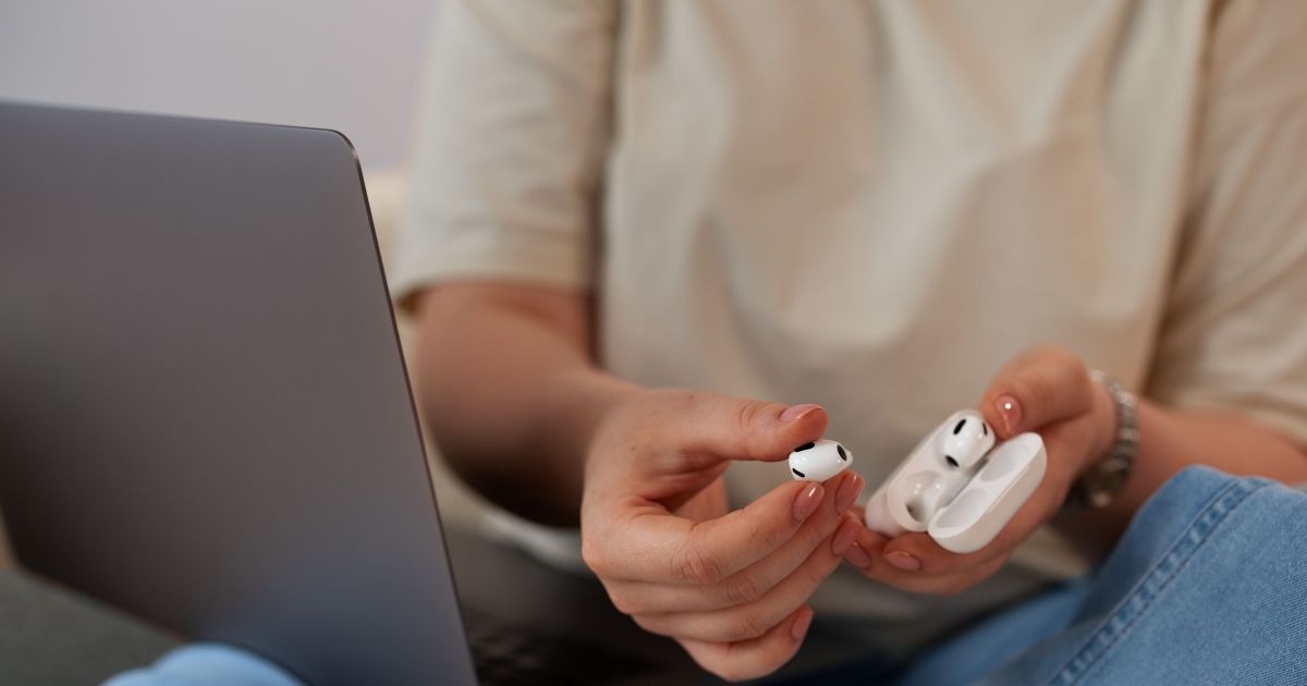 Melhores fones de ouvido bluetooth de 2026 comparados lado a lado