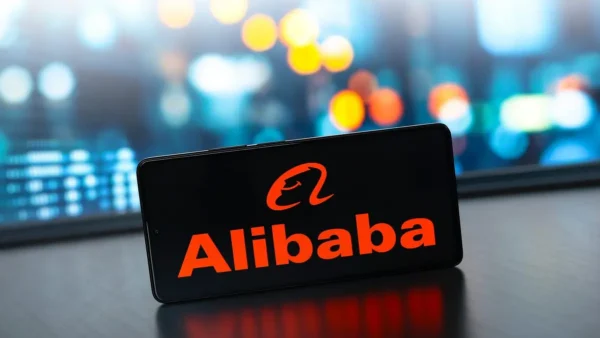 Como comprar no Alibaba em 2026: cadastro, importação, custos e Trade Assurance