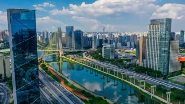 Melhores bairros pra comprar apartamento em São Paulo em 2026: Pinheiros, Moema, Vila Mariana e mais