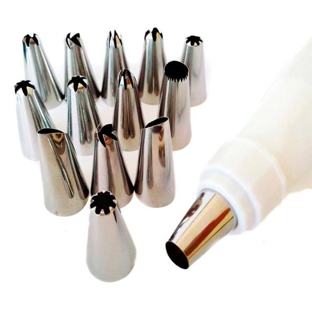 Kit 12 Bicos de Confeitar com Bisnaga