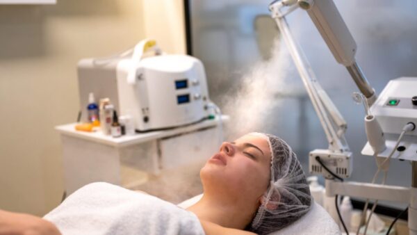 Vaporizador facial de ozônio para limpeza de pele