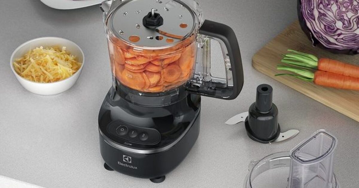 Multiprocessadores de alimentos comparados por potência e preço