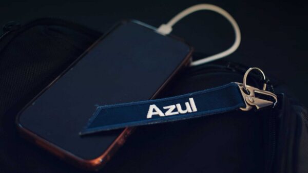 Power bank pode levar no avião? Limite e regras (Latam, Gol, Azul)