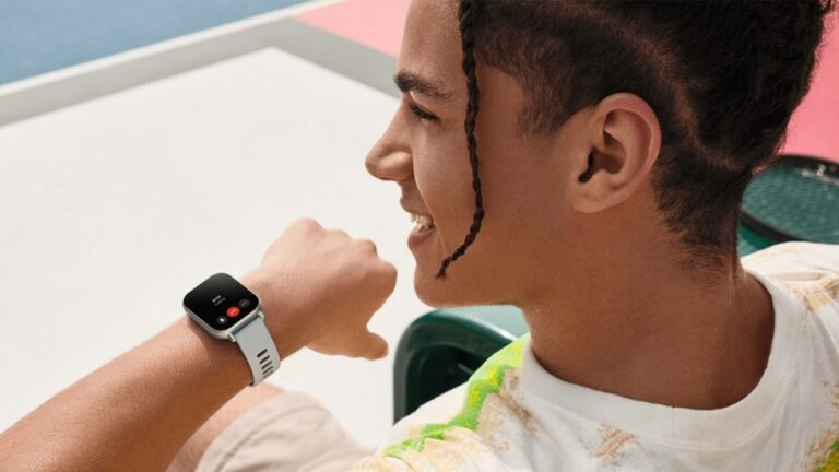 Melhor smartwatch até R$ 500: com GPS, que atende ligação…