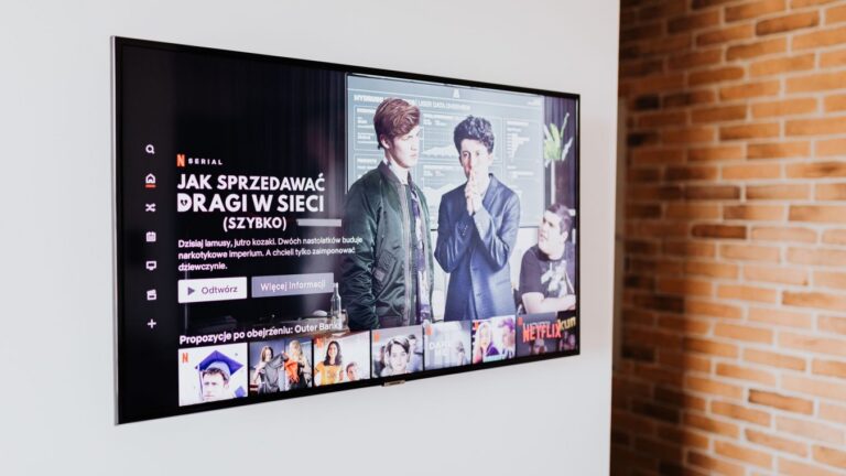 Melhor TV Samsung até R$ 2.000: comparativo por polegadas