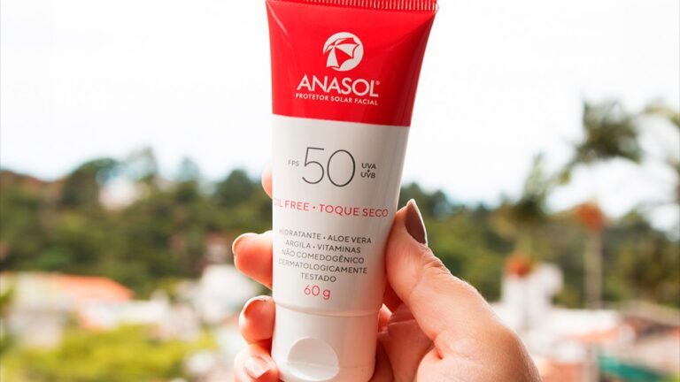 Nivea Sun Toque Seco Antissinais FPS 70 vale a pena? Ficha…